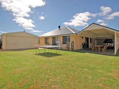 6 Henneker Drive, Kalgoorlie