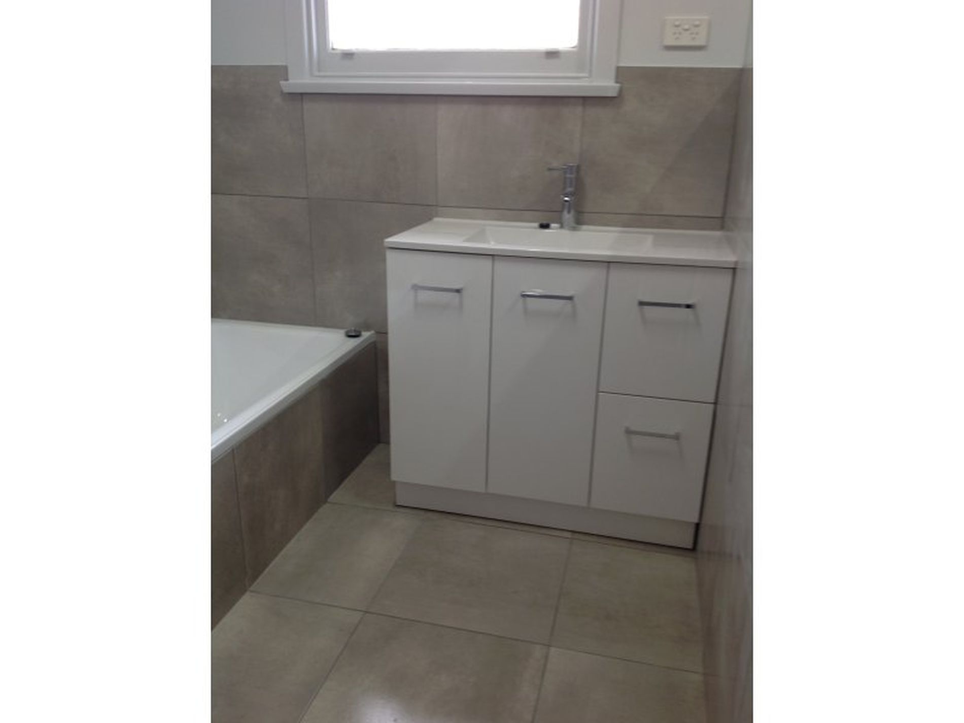 38 Digby Avenue, Belmont