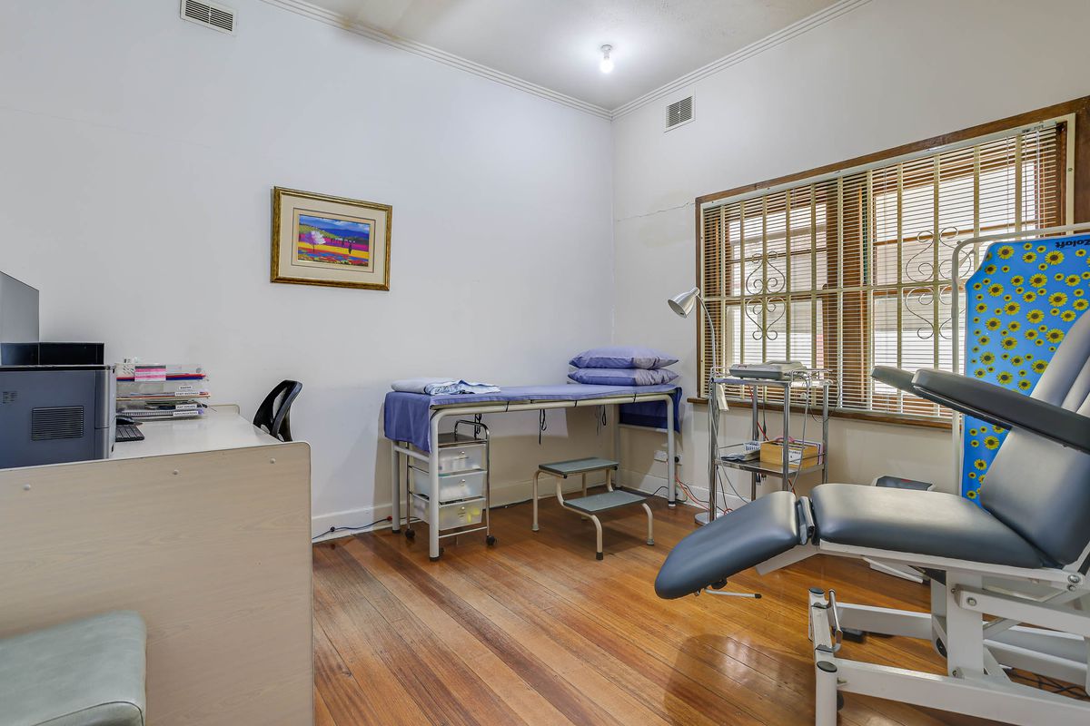 304 Williamstown Road, Yarraville