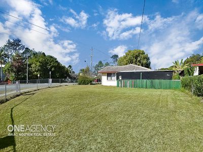 74 Station Road, Bethania