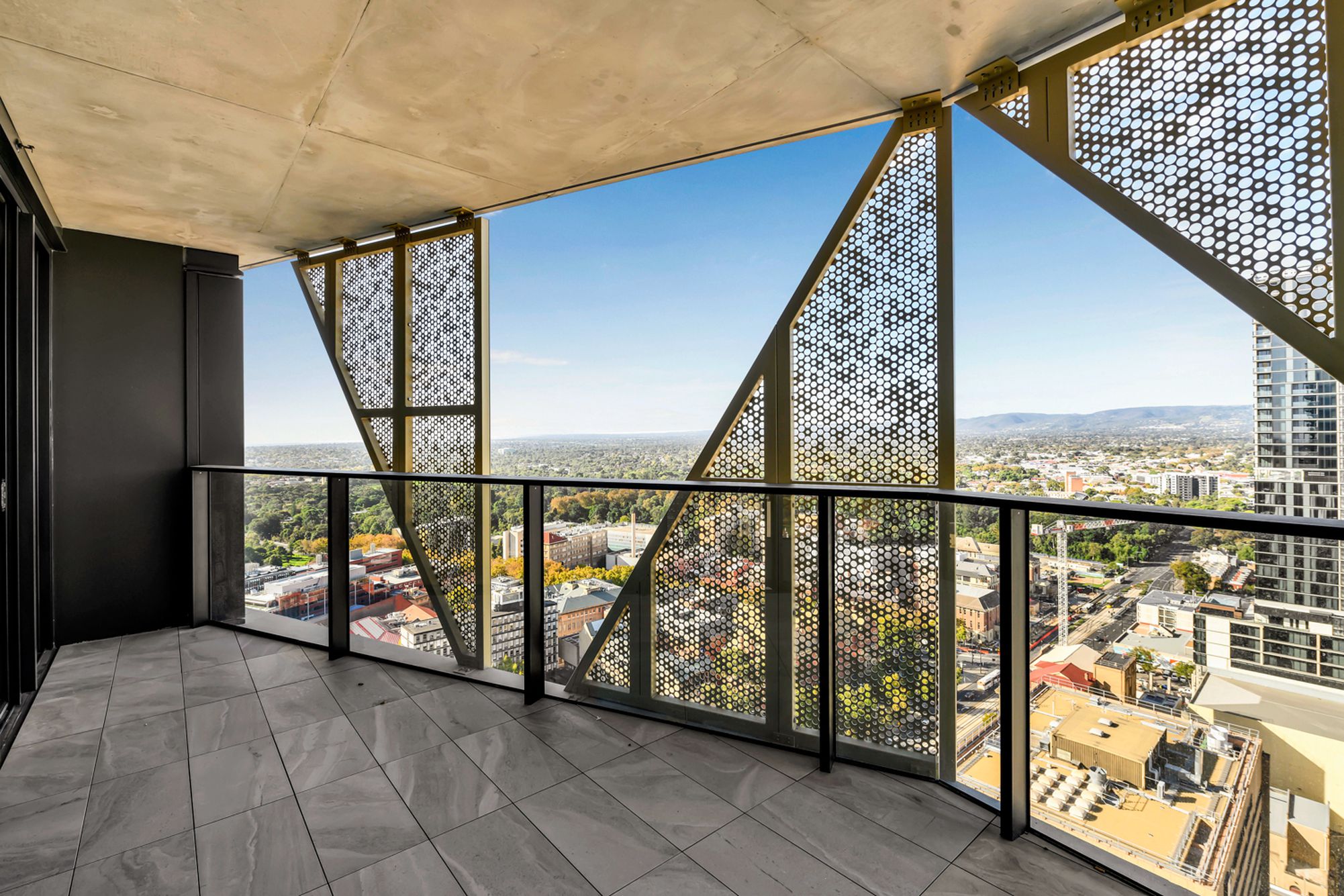 2205 / 17 Austin Street, Adelaide