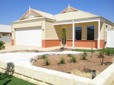 18 Katoomba Place, Belmont