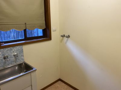 2 / 51 Morris Road, Hoppers Crossing