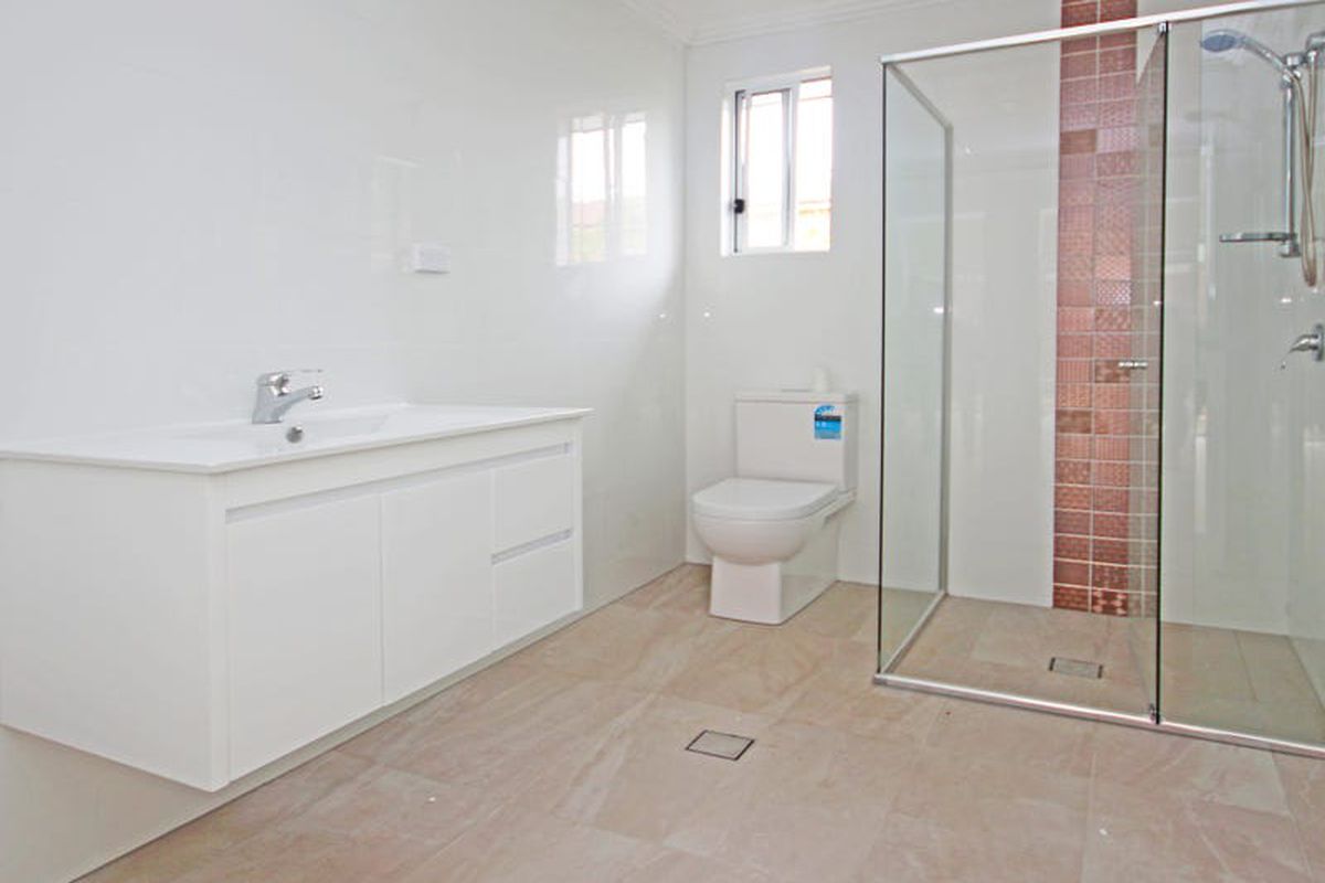 20A Tavistock Road, Homebush West