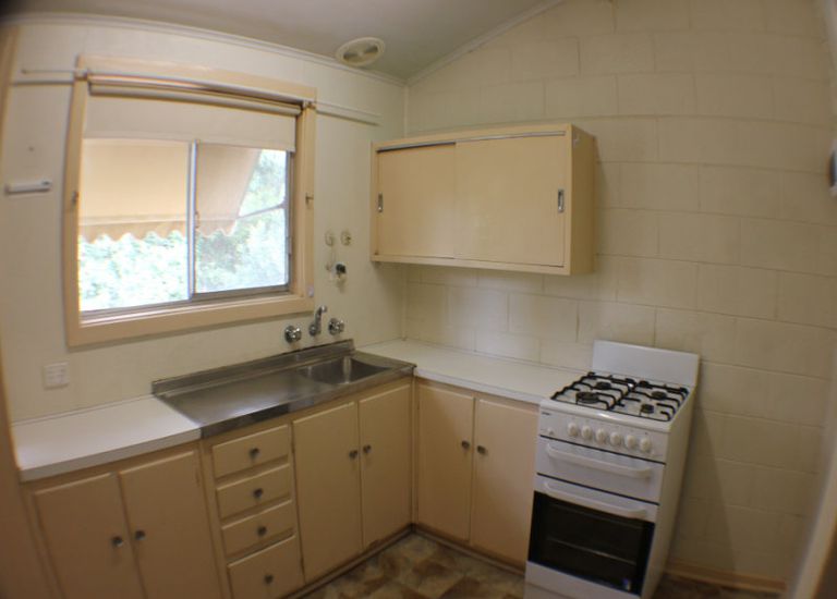 225 Seacombe Road, South Brighton