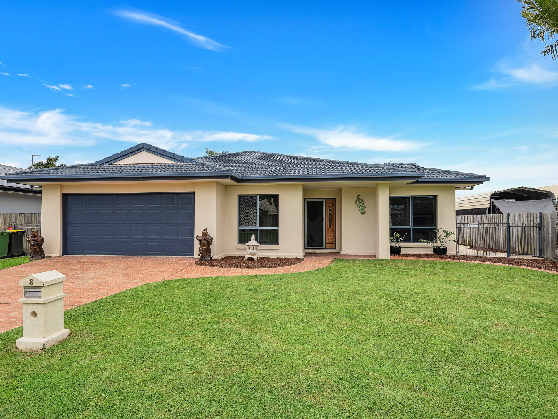 8 Bluewater Court, Bucasia