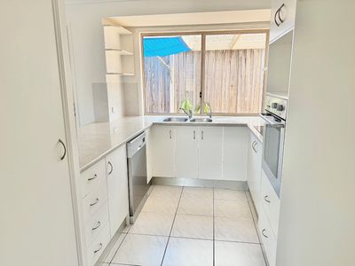 7 Fairweather Drive, Parkwood