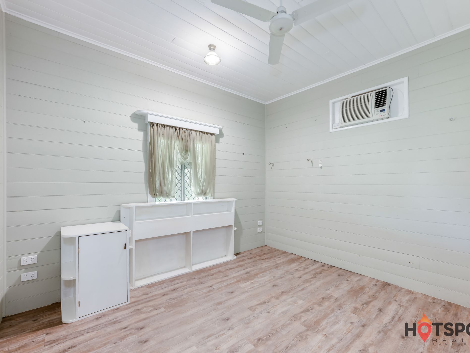 19C Low Street, Kensington