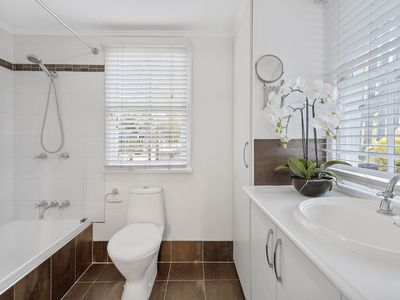 147 Glebe Road, Silkstone