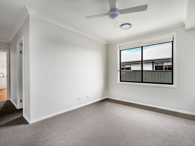 2 Pondview Way, Bellbird