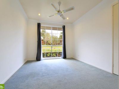 54 Tarra Cres, Oak Flats