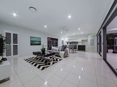 28 Esk Cres, Wakerley