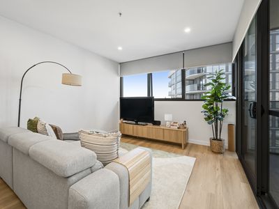 509 / 104 Easty Street, Phillip