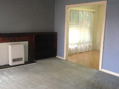 108 Ballarat Rd, Footscray