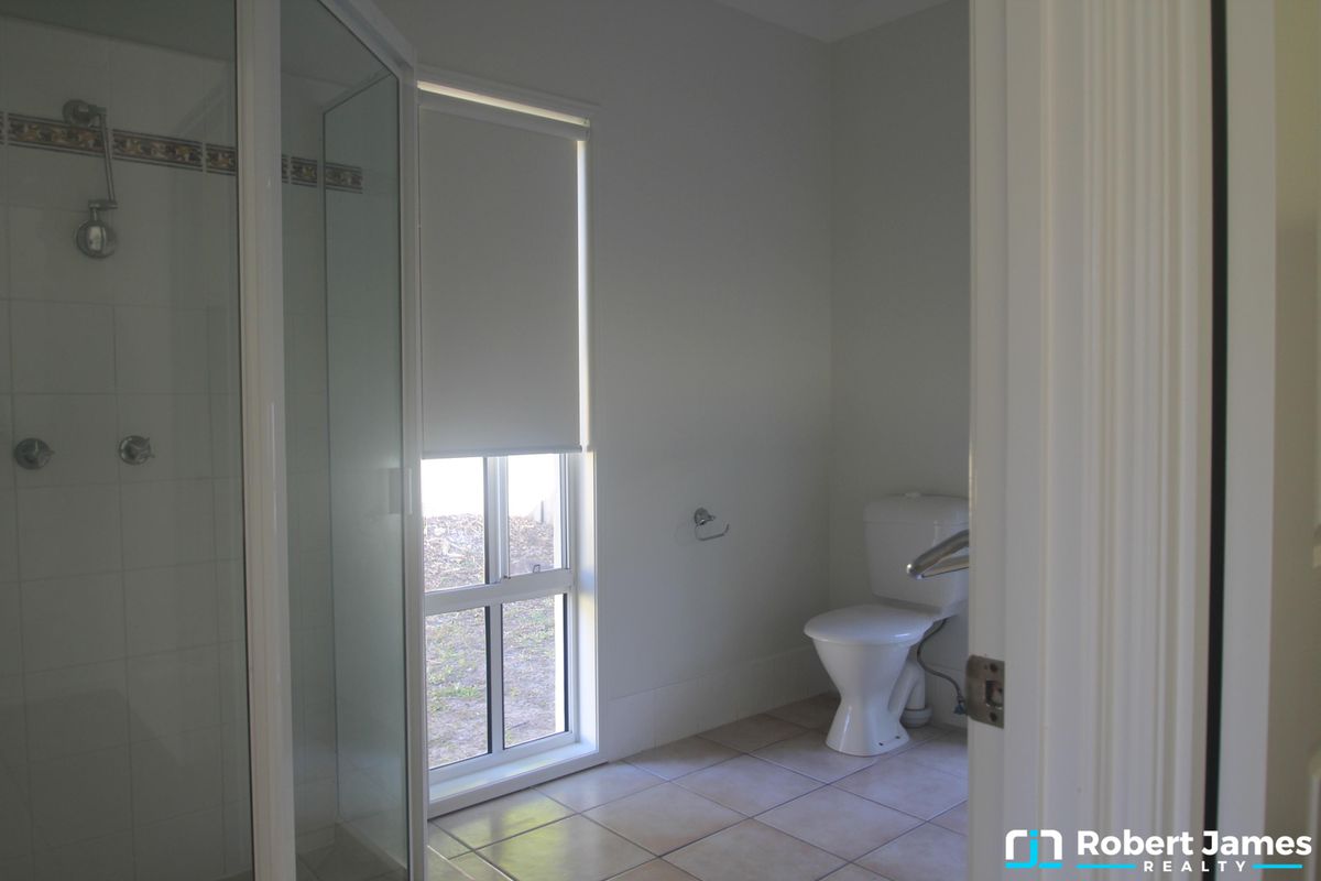 160 Shorehaven Drive, Noosaville