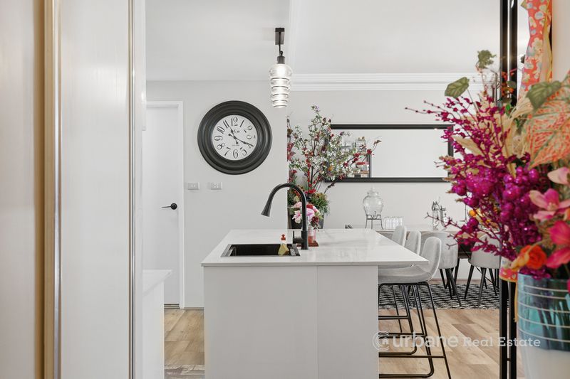 6 / 8 Northumberland Road, Auburn