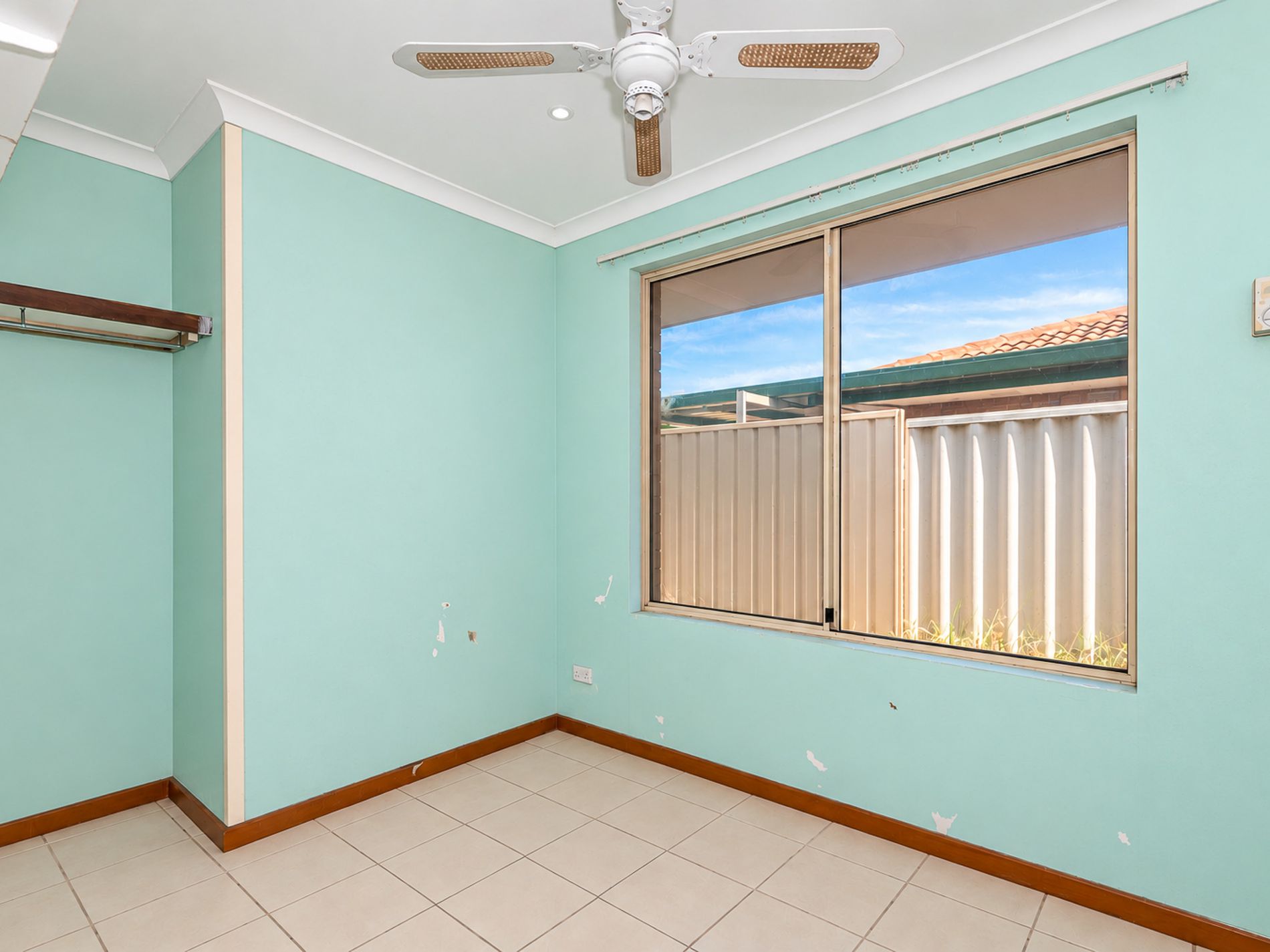 25 Dellar Road, Maddington