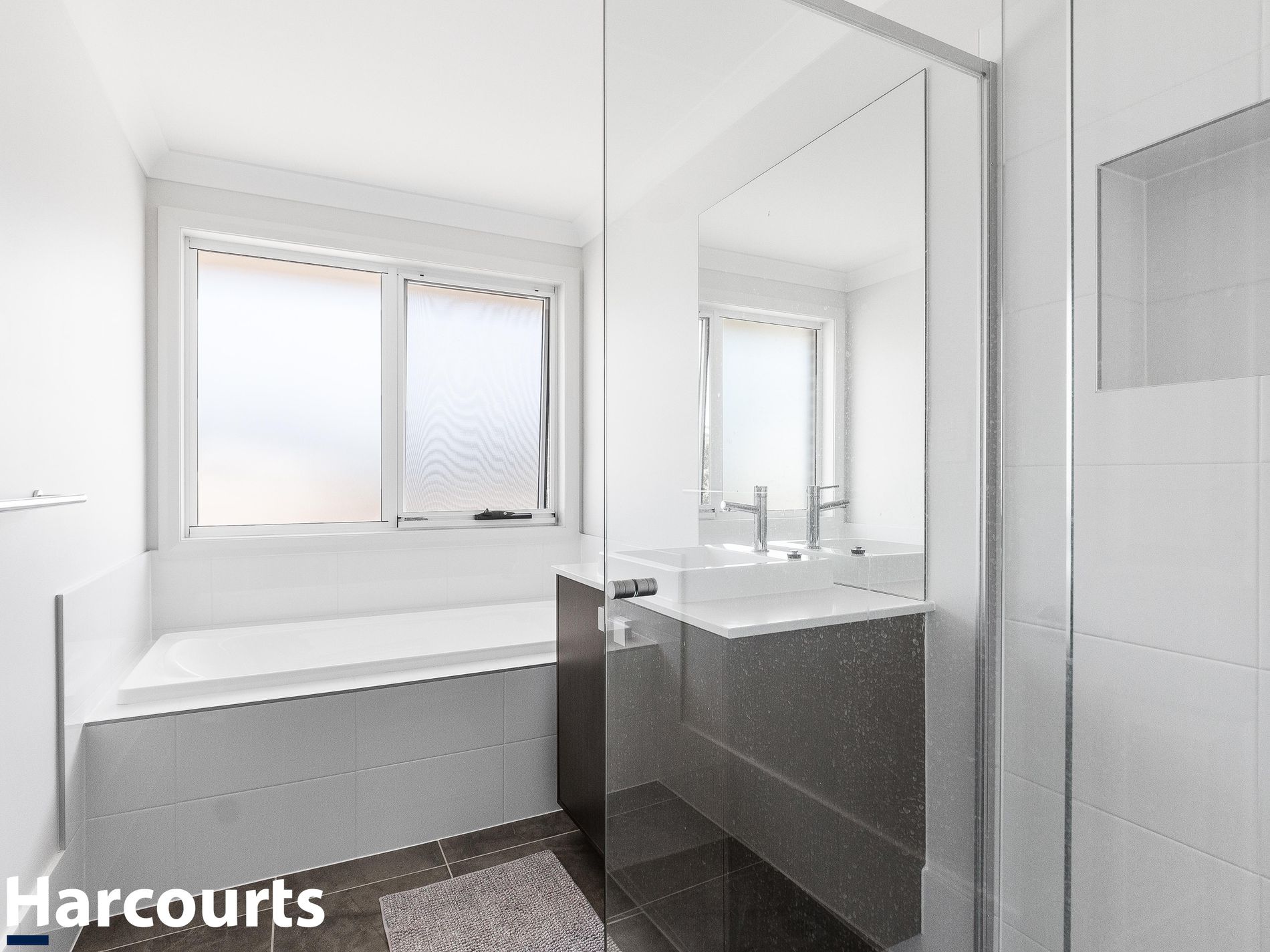 27 Iluka Crescent, Narrawallee