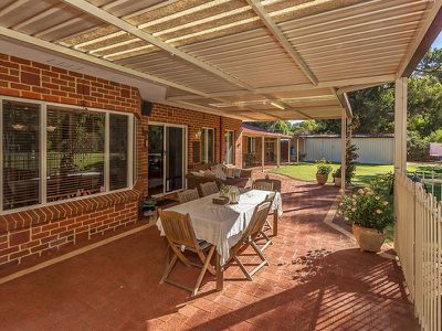 31 Oak Way , Baldivis