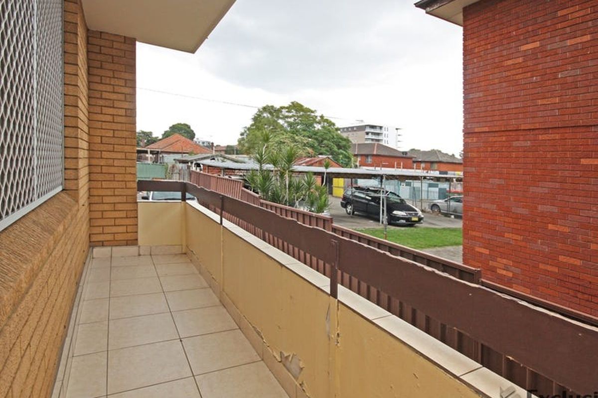 8 / 10 Dartbrook Road, Auburn