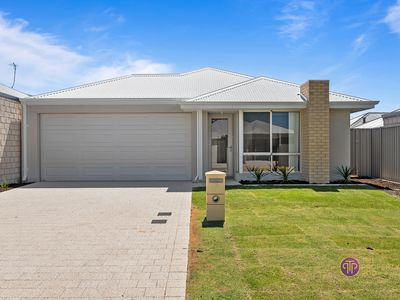 25 Cornelian Avenue, Golden Bay
