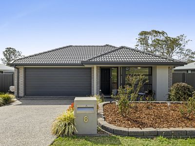 6 Jodie Louise Avenue, Cotswold Hills