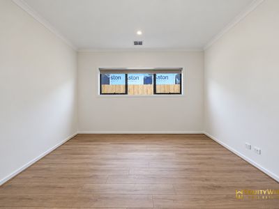 10 Prescott Road, Mambourin