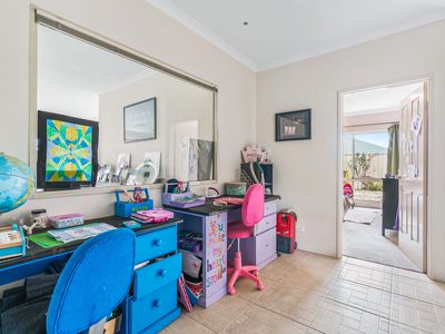 24 Gundaring Turn, Canning Vale