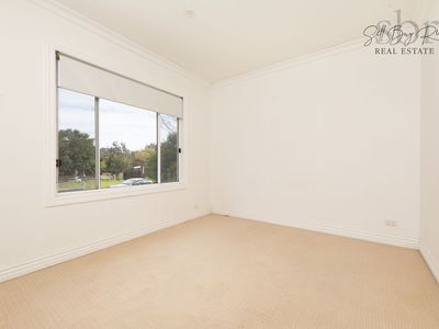 1 SPRING AVENUE, Wodonga