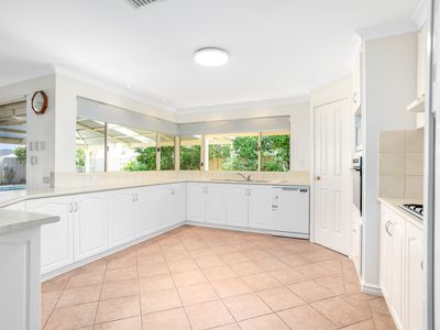 15 Packenham Promenade, Canning Vale