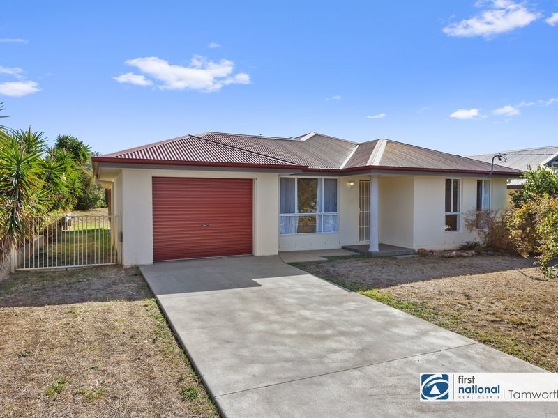 29 Leonora Crescent, Kootingal