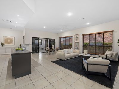 42 Gordon Crescent, Wakerley