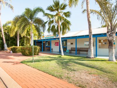 176 / 122 Port Drive, Minyirr