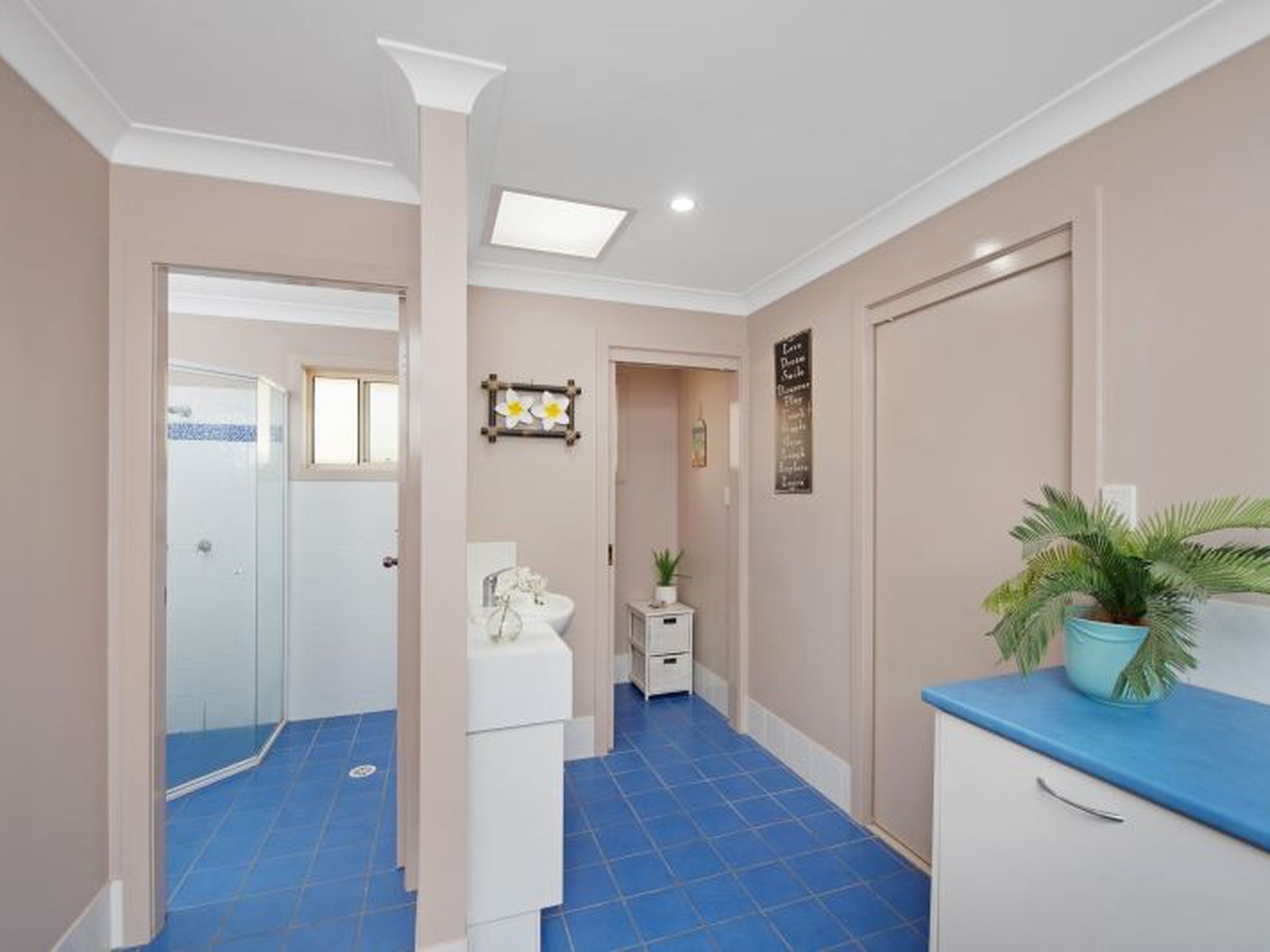 21 Beach Street, Lake Tabourie