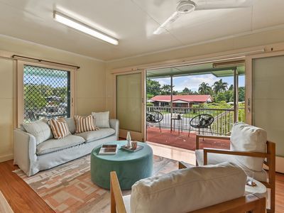 121 ENGLISH STREET, Manunda