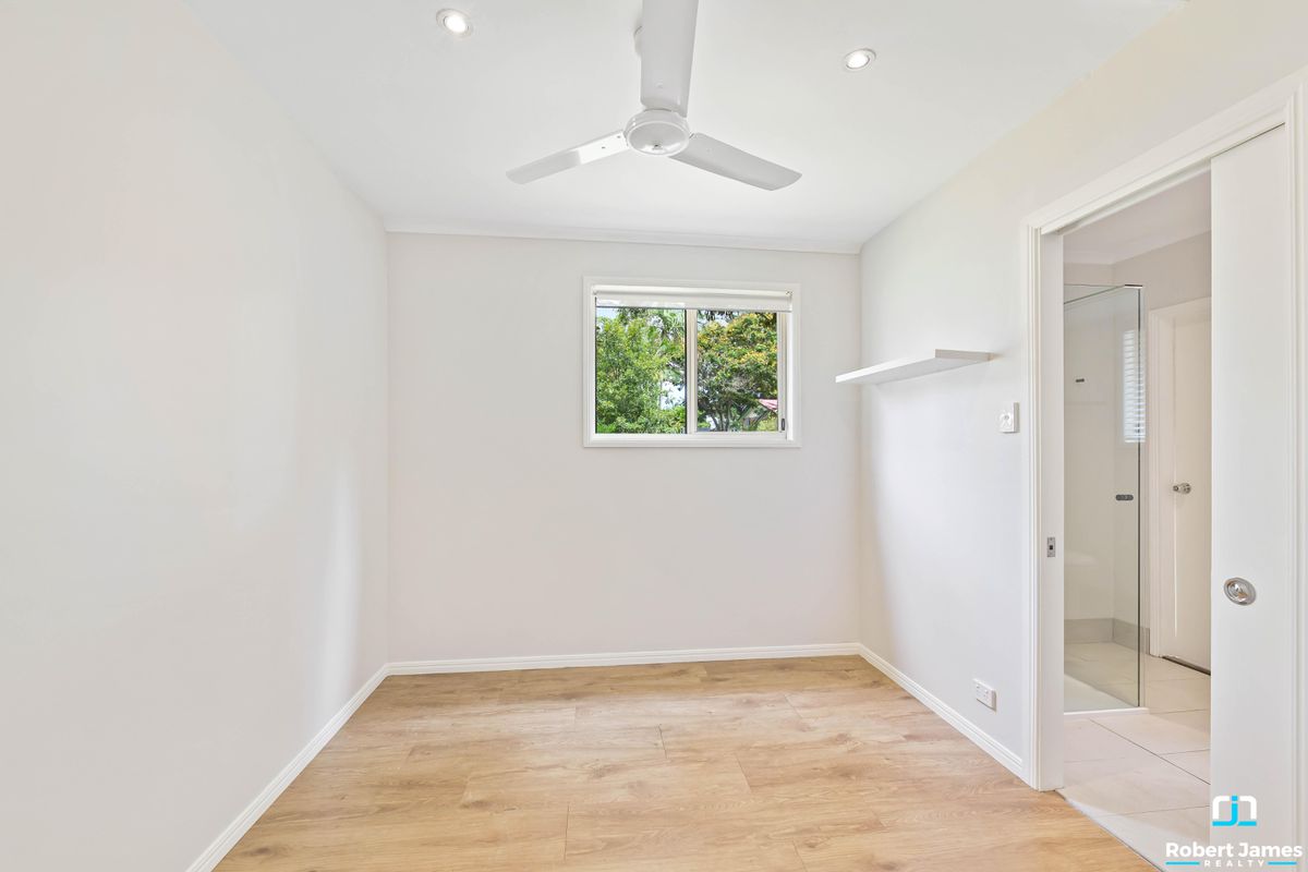 27 Tinaroo Place, Tewantin