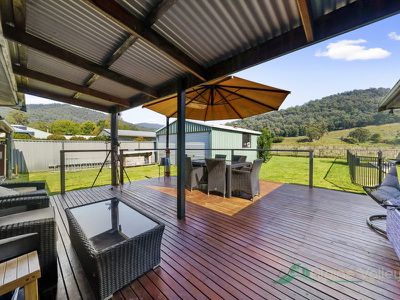 29 Simmonds Creek Road, Tawonga South