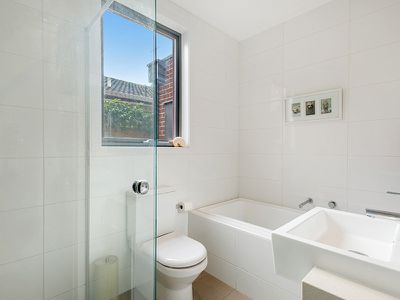 3 / 30 Irvine Crescent, Brunswick West