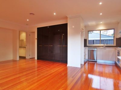 2 / 1 Eva Street, Clayton