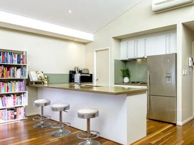 2 / 18 Ommanney Street, Bunbury