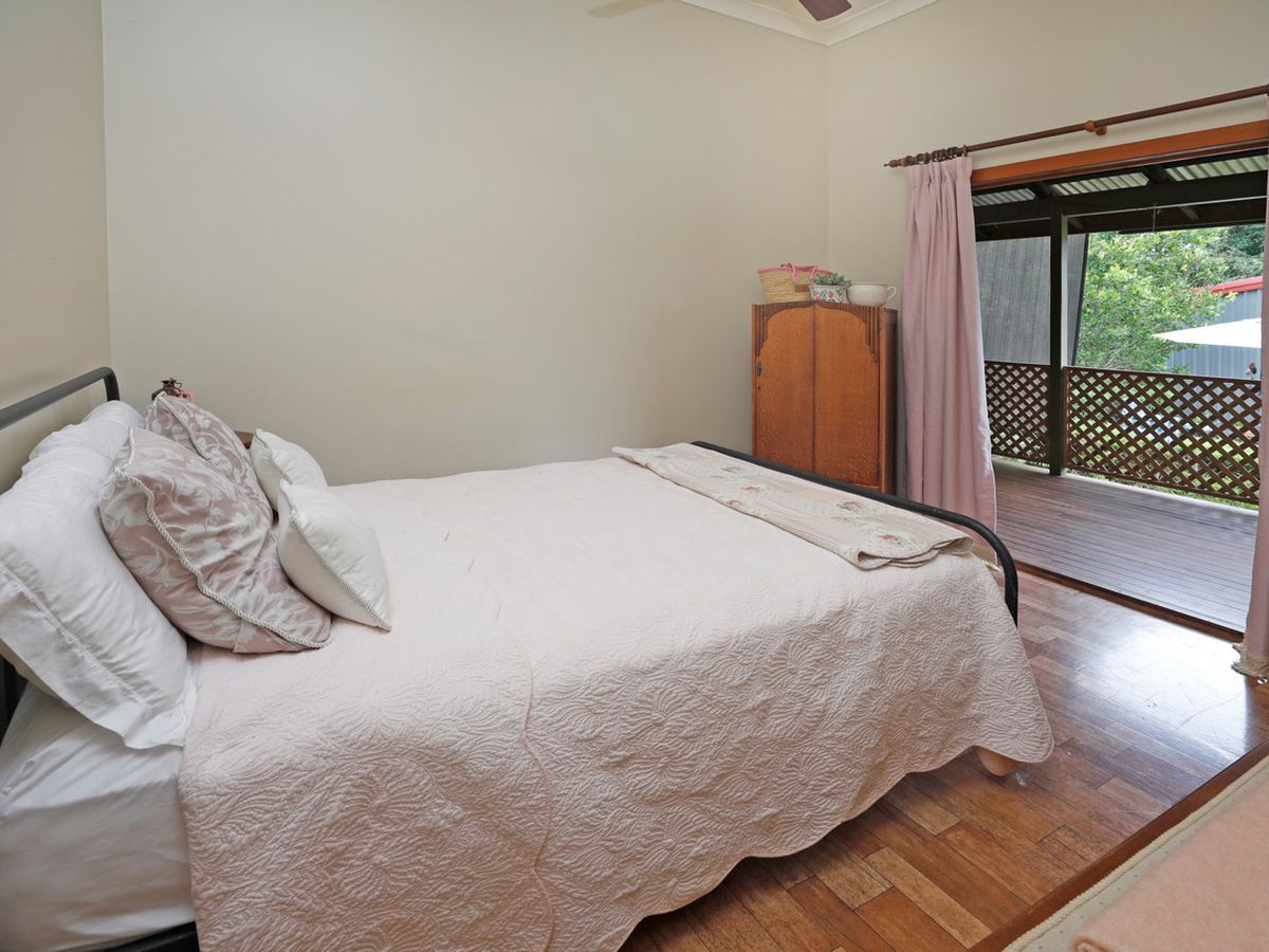 30 Eacham Road, Yungaburra