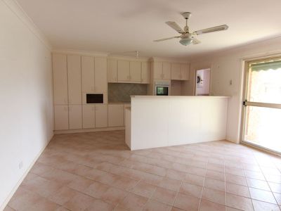 2 / 2 Tandara Place, Forster