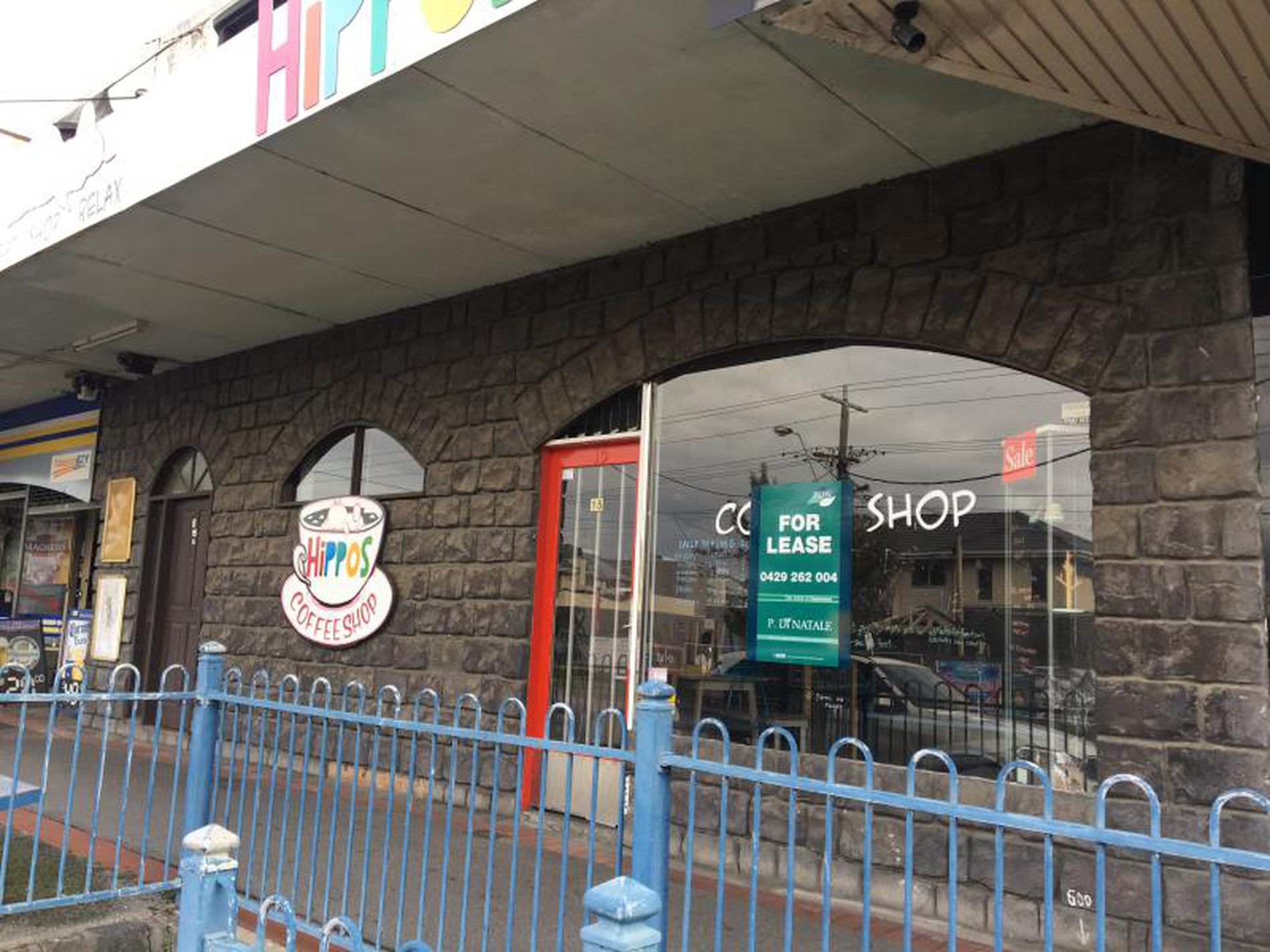 15 Military Road, Avondale Heights