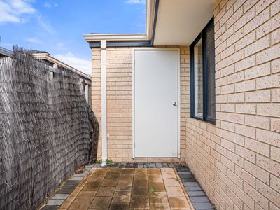 15 / 5 SAINTE MAXIME AVENUE, Port Kennedy