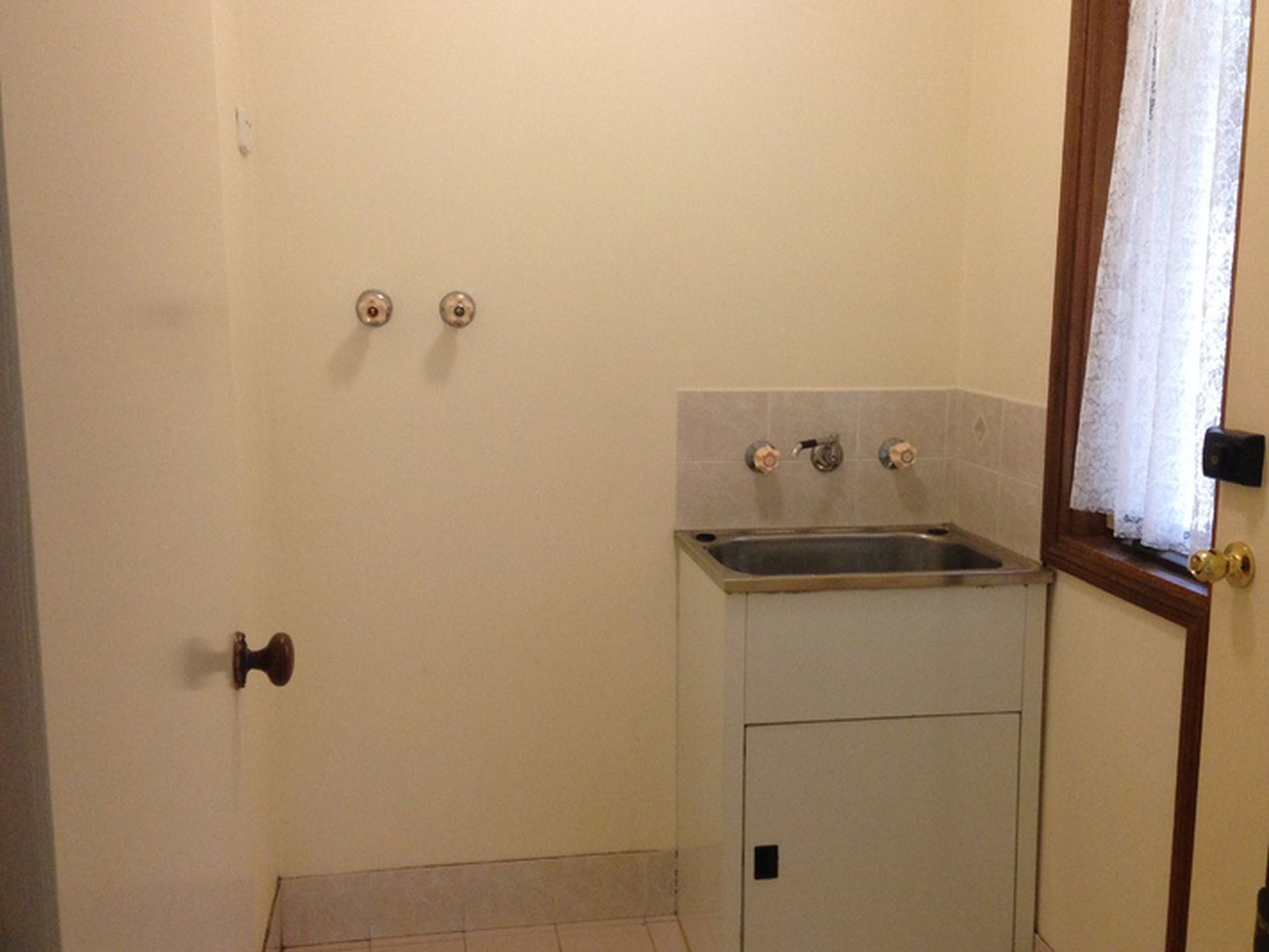 1 / 5 Robertson Street, Shellharbour