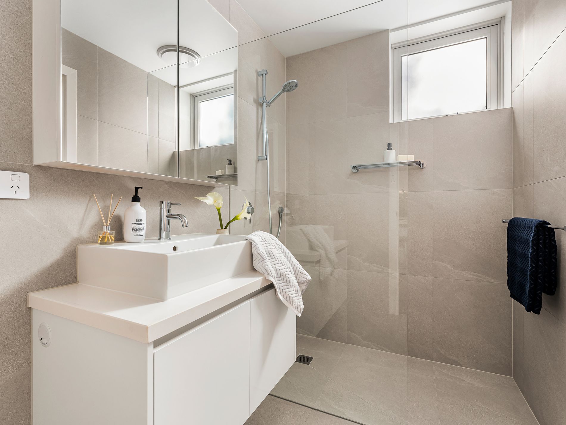 1 / 34 Auburn Road, Hawthorn