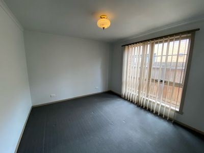 2 / 141 Mossfiel Drive, Hoppers Crossing
