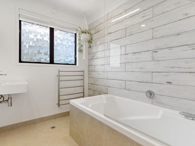 25 Annison Avenue, Glen Eden