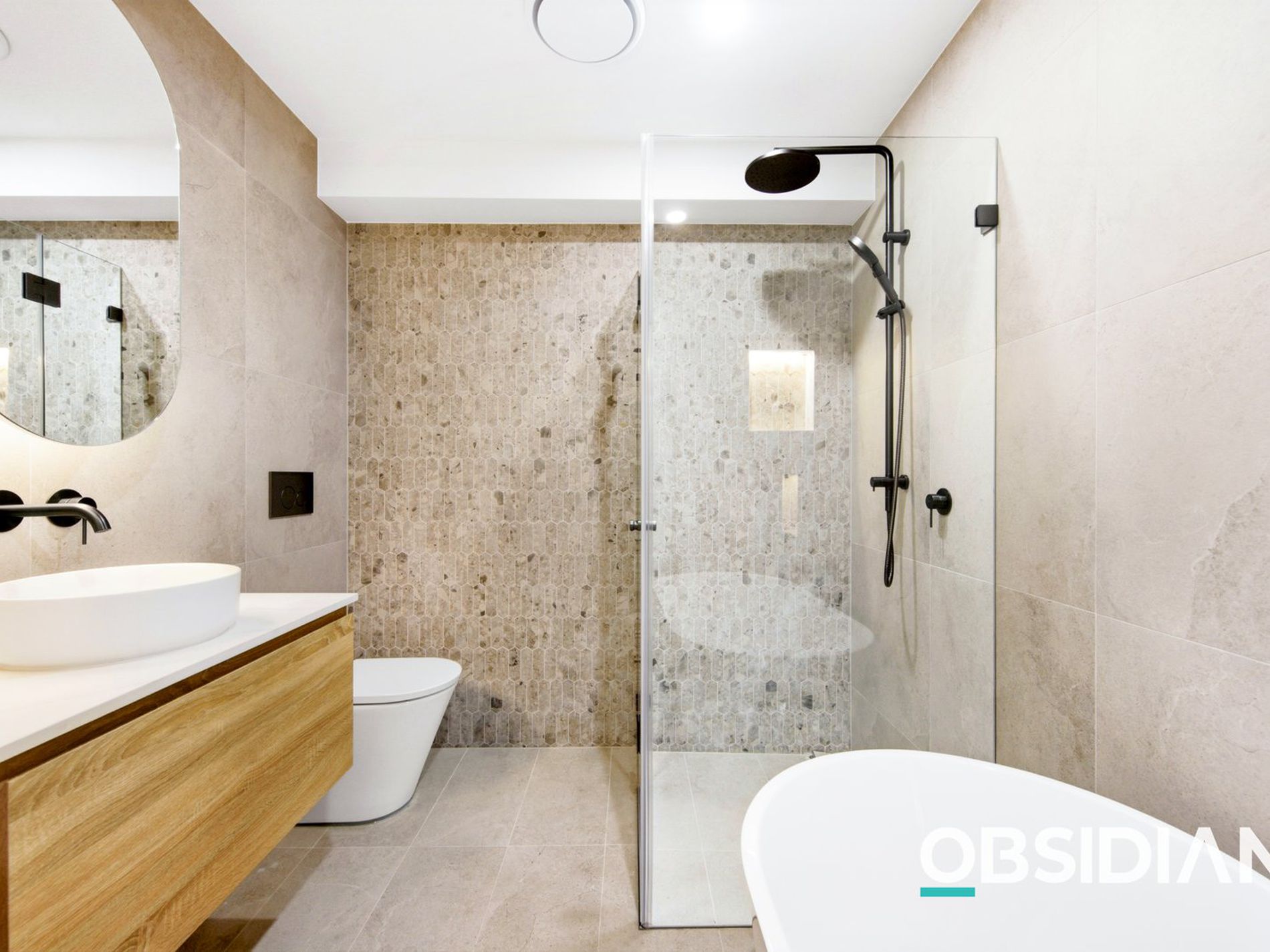 4 Bedroom / 9-9a Old Berowra Road, Hornsby