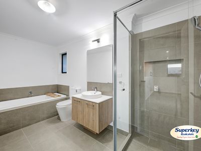 11 Odyssey Boulevard, Tarneit